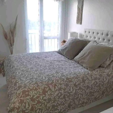 La Romantique Bourges Luaran gambar